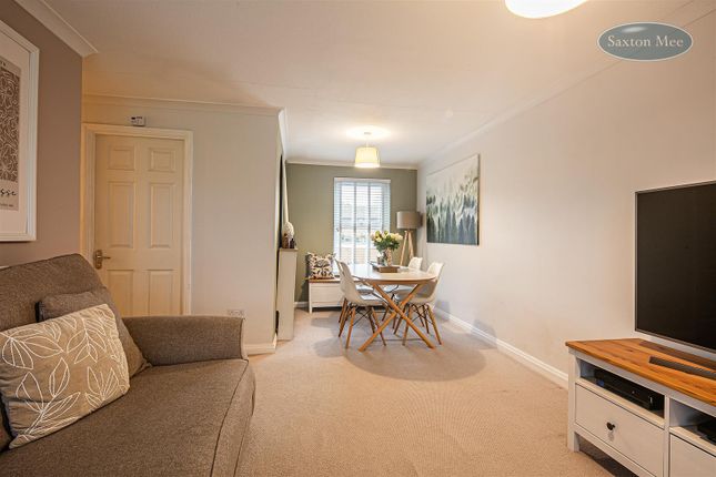 205, Westminster Avenue, Sheffield photo 4