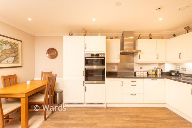 1-bed flat on Emerson Park, Rowhill Road, Swanley, £200,000