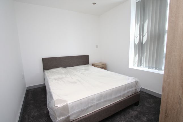 Flat to rent in Anlaby Road, Hull