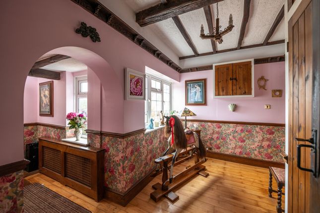 East Fort Cottage Reigate Hill, Reigate photo 3