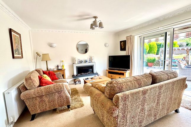 6, The Parkway, Darley Dale photo 4