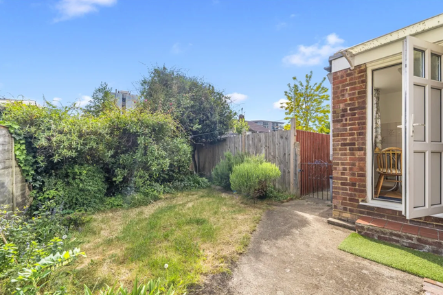 1, Beauchamp Road, Twickenham photo 3