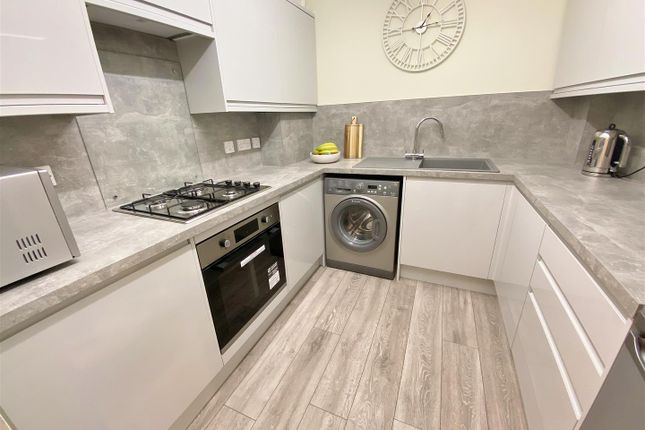 27, Chestnut Drive, Nr Goole photo 2