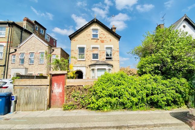 Thumbnail Detached house for sale in Leicester Road, New Barnet