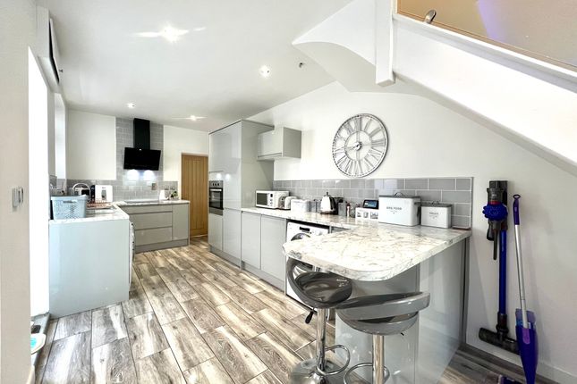 Willow Cottage, Merthyr Tydfil photo 3