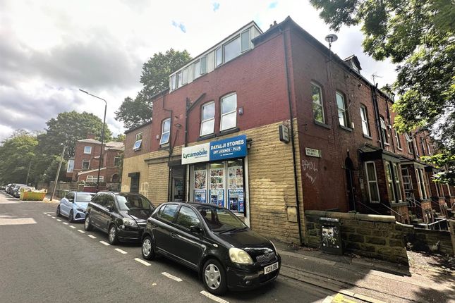 Thumbnail Retail premises for sale in Victoria Road, Headingly, Leeds