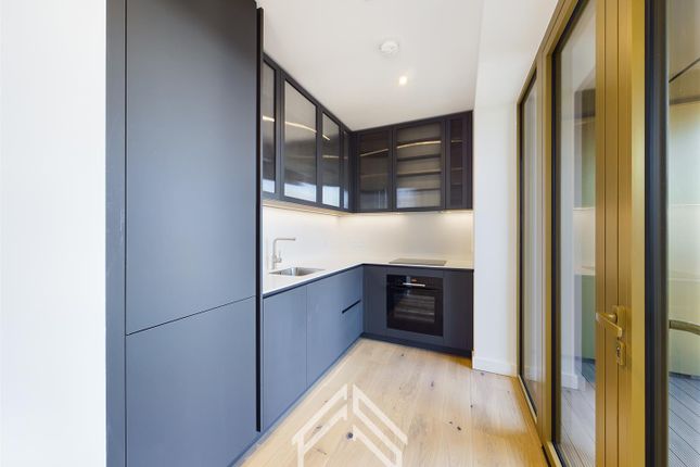 1 Ashley Road, Tottenham Hale photo 2