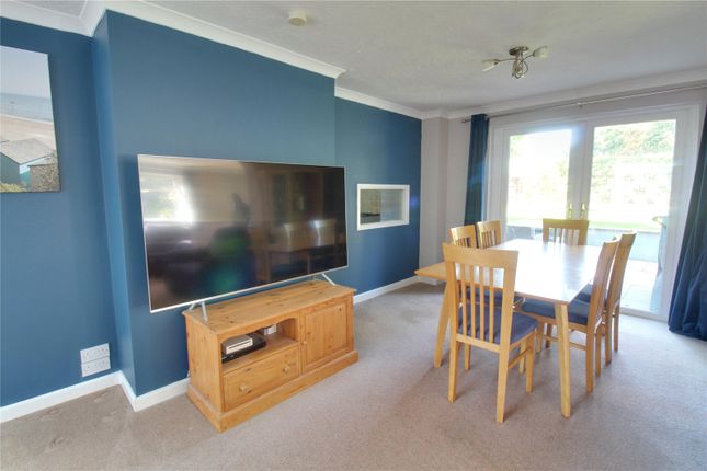 14, Hawk Close, Hampshire photo 3