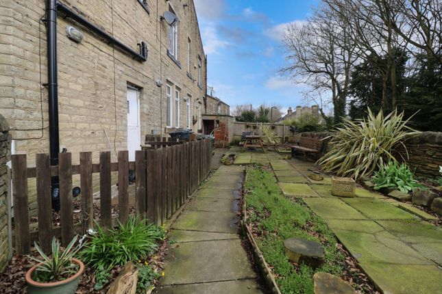 End terrace house for sale in New Line, Greengates, Bradford, West Yorkshire