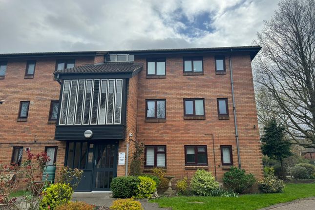 Thumbnail Flat for sale in Staveley Court, Loughborough