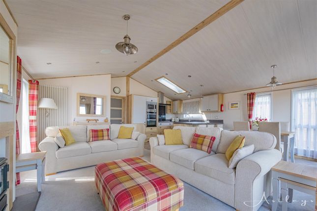 Lodge for sale in Bayview Gardens, Oxwich, Swansea