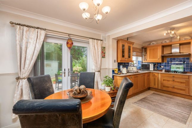 5, Westland Avenue, Swansea photo 4