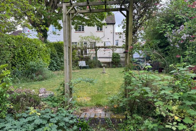 40, Hillcrest Road, Purley photo 3
