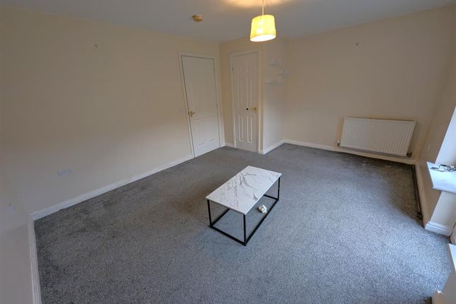54, Farnborough Close, Corby photo 4