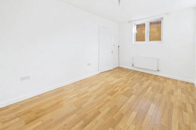 2 Willowmead House, Portland Road, Dorking photo 4
