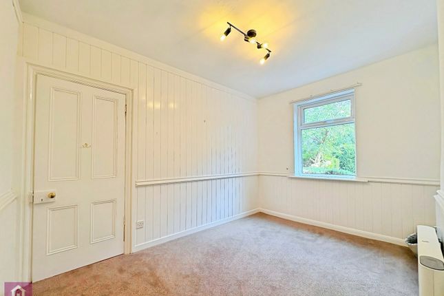Cambridge House,, Wellfield Lane, Altrincham photo 4
