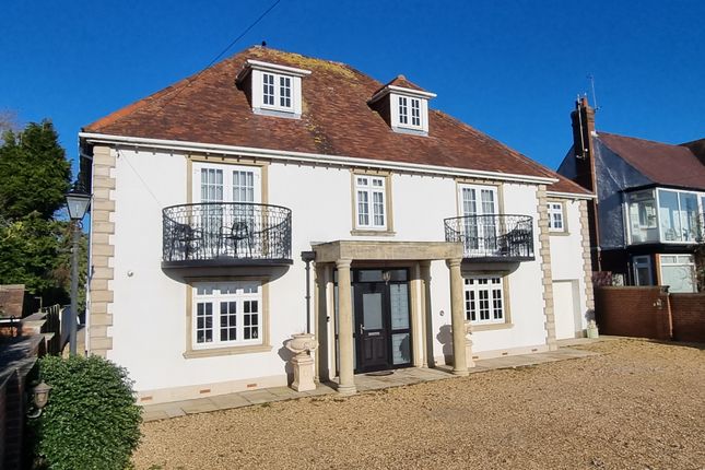 Winton House, Portsdown Hill Road, Cosham photo 4