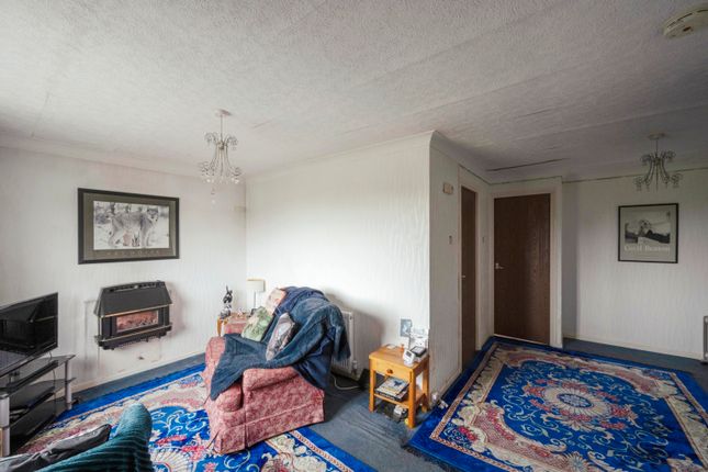 Flat for sale in Gayton Close, Doncaster, South Yorkshire