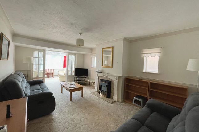 20A, St Johns Road, Polegate photo 5
