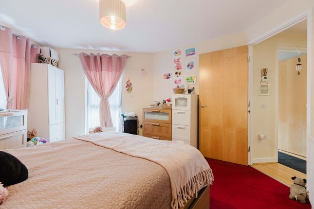 Tw14 8Dr - High Res-15.Jpg