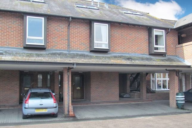 Flat for sale in Portway Mews, Wantage, Oxfordshire