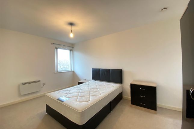 403 Lexington Court, Broadway, Salford photo 4