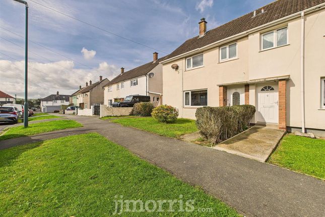 24 Maesglas, Cardigan photo 2