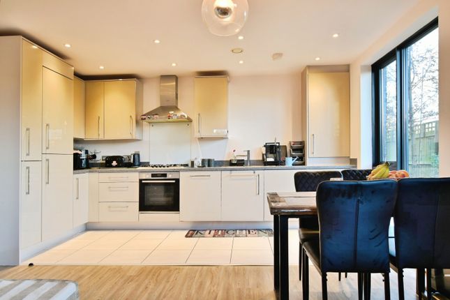 Apartment 4, Stonebrook, Etchells Road, Altrincham photo 3