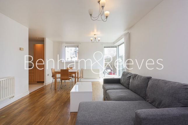 Flat to rent in Erebus Drive, Woolwich