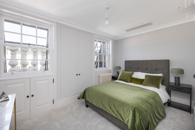 Eaton, Eaton Place, London photo 3