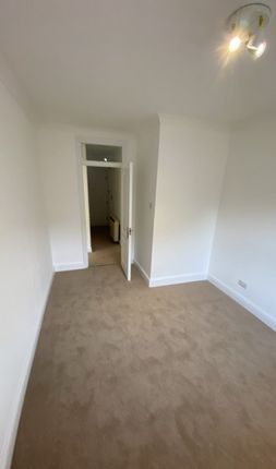 11, Cathedral Walk, Chelmsford photo 5