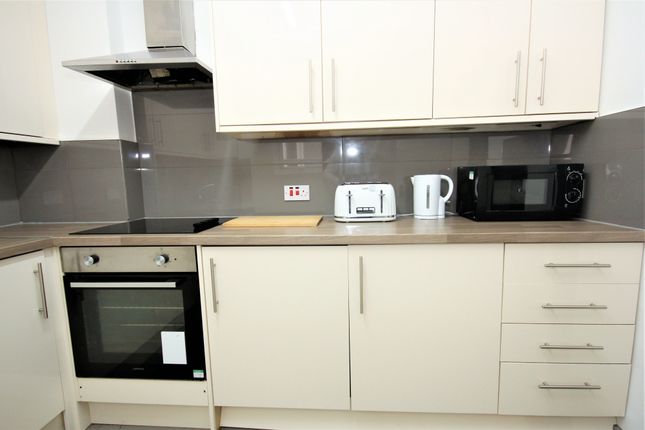 Flat to rent in Adelphi Street, Preston, Lancashire