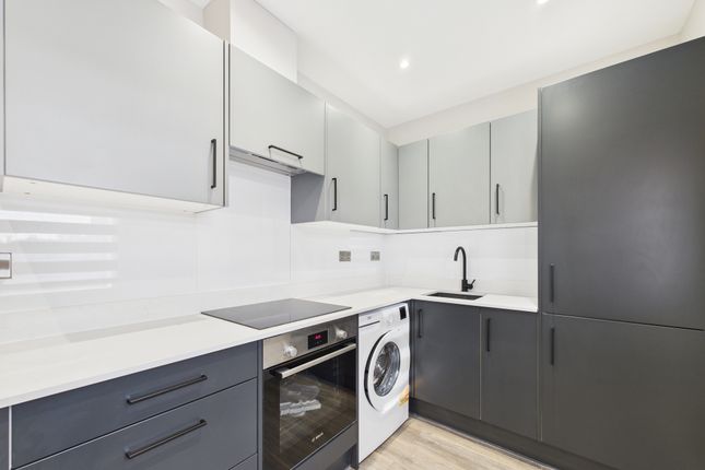 4, 7, Catherine Court, Burgess Hill photo 3