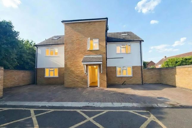 Studio flat on abc, St Peters Road, Uxbridge, £1,250,000