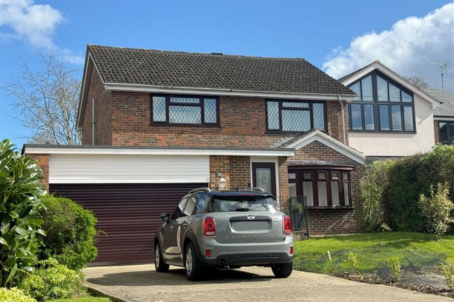 Thumbnail Detached house for sale in Gwyn Close, Newbury