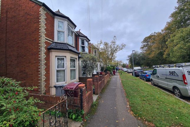 Thumbnail Semi-detached house to rent in Palmer Park Avenue, Reading