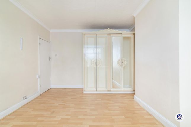 Terraced house for sale in Cavendish Road, London