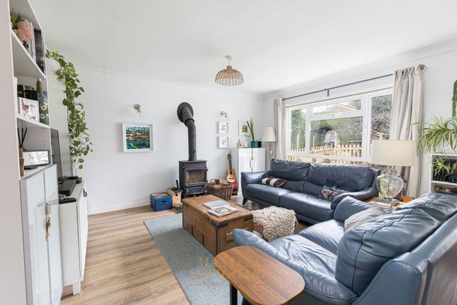 57 Freshfield Bank, Forest Row photo 2