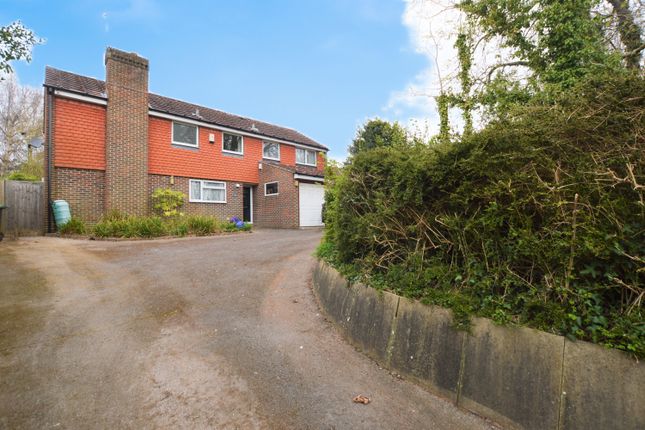 Thumbnail Detached house for sale in Leigh Road, Havant