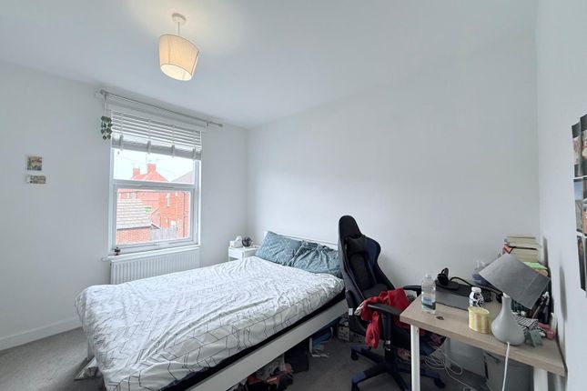 45, Nottingham photo 5