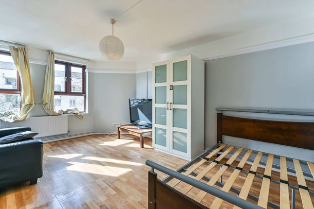 Thumbnail Flat to rent in New Park Rd, Brixton, London