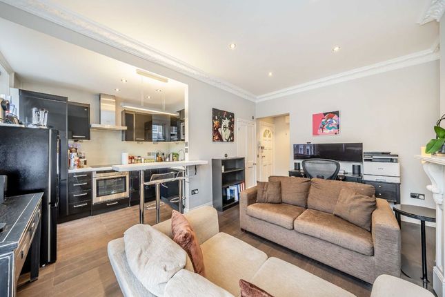 Second Floor Flat, 7, Oakley Street, London photo 4