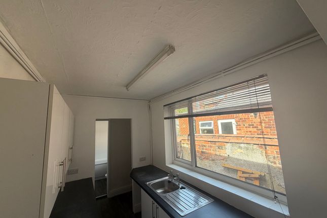 120 Cobwell Road, Retford photo 3