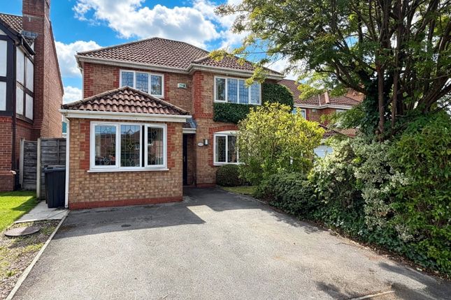 11, Clock Tower Close, Hyde photo 2
