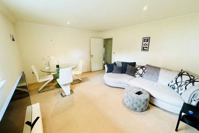15, Leamington Spa photo 4