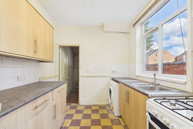 210 Belvedere Road, Burton-On-Trent photo 2