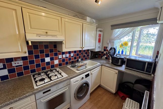 13, Caroline Place, Hayes photo 3