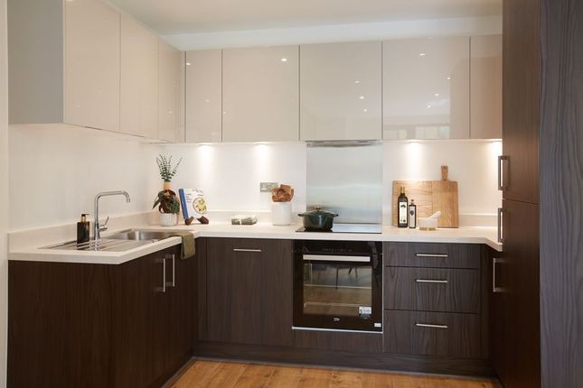 17 Carver House, Alpini Road, London photo 2