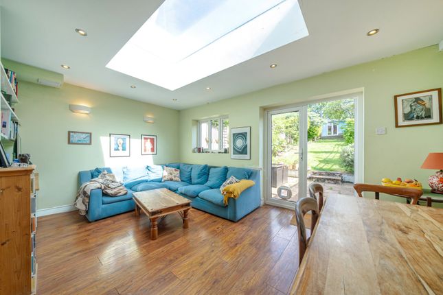 195, Moordown, Shooters Hill photo 4