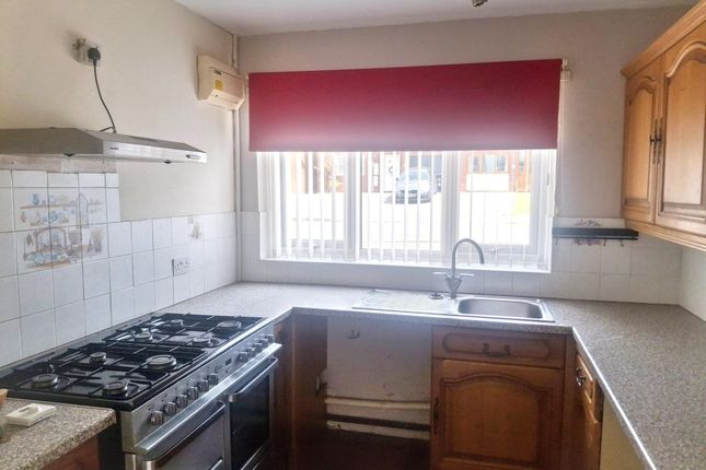 11, Court Road, Lydney photo 3